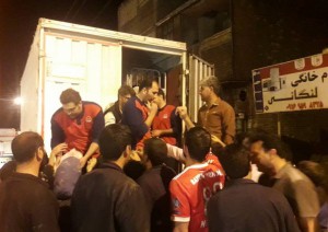 Ofogh Kourosh Basket of Love Reaches Lorestan Province’s Flood Victims